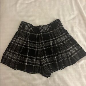 Alice + Olivia Black and White Plaid Skorts
